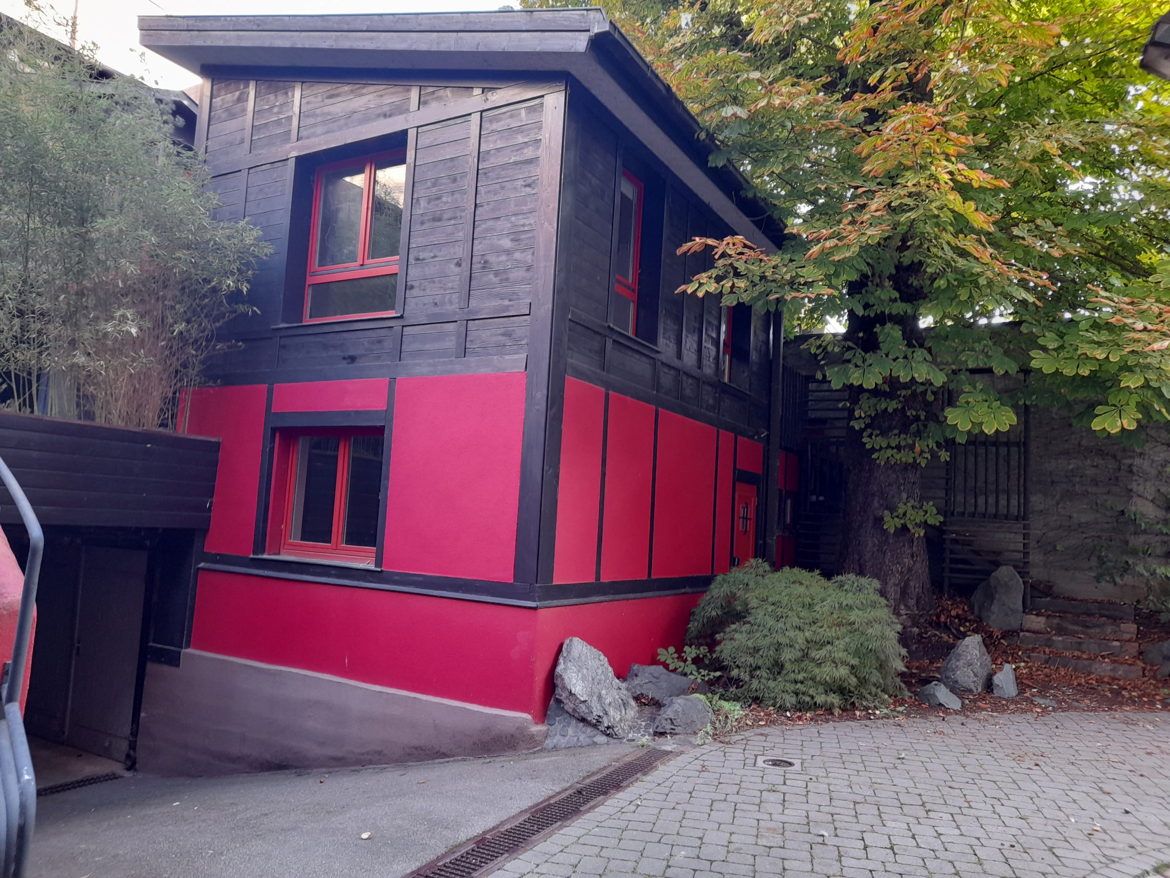 RUE DES CHARPENTIERS PETITE MAISON